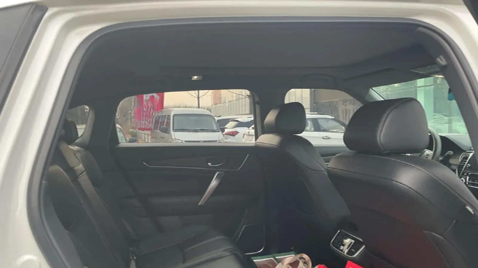 2020 Honda UR-V 2.0T 272HP L4 9AT,autocango,china used car exporter,china ev exporter,chinese used car exporter,chinese used ev exporter