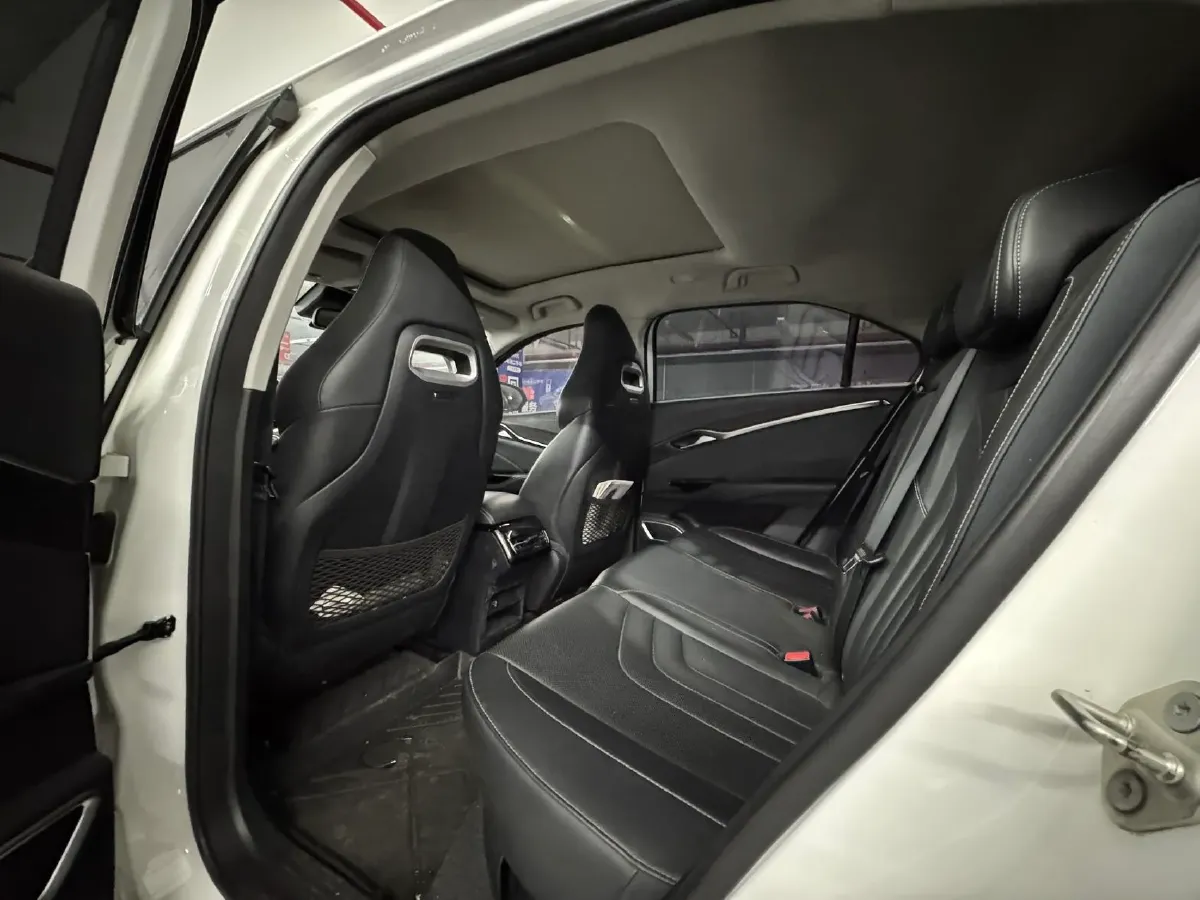 2021 DongFeng Aeolus E70 BEV 52.99KWH,autocango,china used car exporter,china ev exporter,chinese used car exporter,chinese used ev exporter