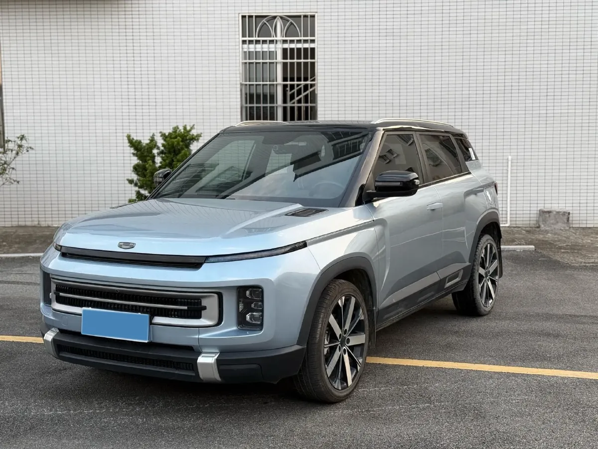 2023 Geely ICON 1.5T 181HP L4 7DCT,autocango,china used car exporter,china ev exporter,chinese used car exporter,chinese used ev exporter