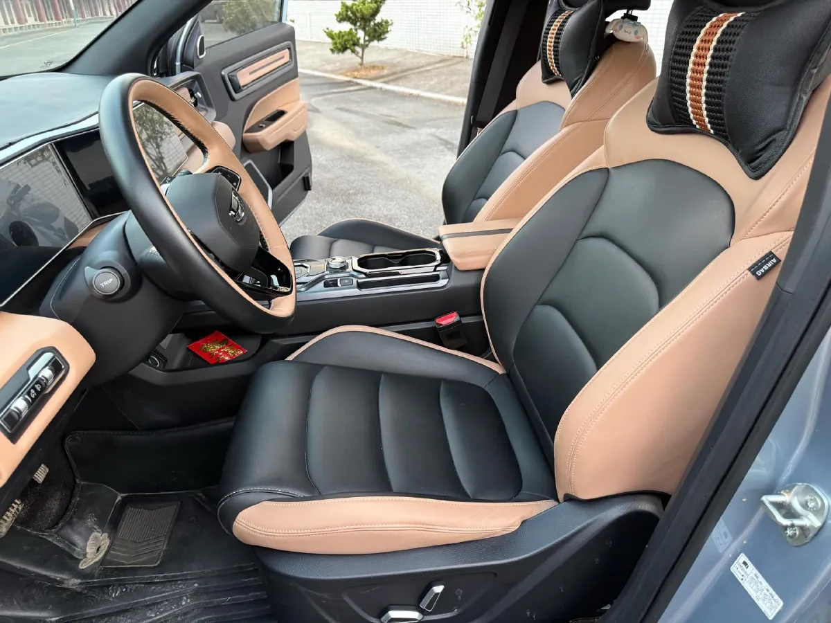 2023 Geely ICON 1.5T 181HP L4 7DCT,autocango,china used car exporter,china ev exporter,chinese used car exporter,chinese used ev exporter