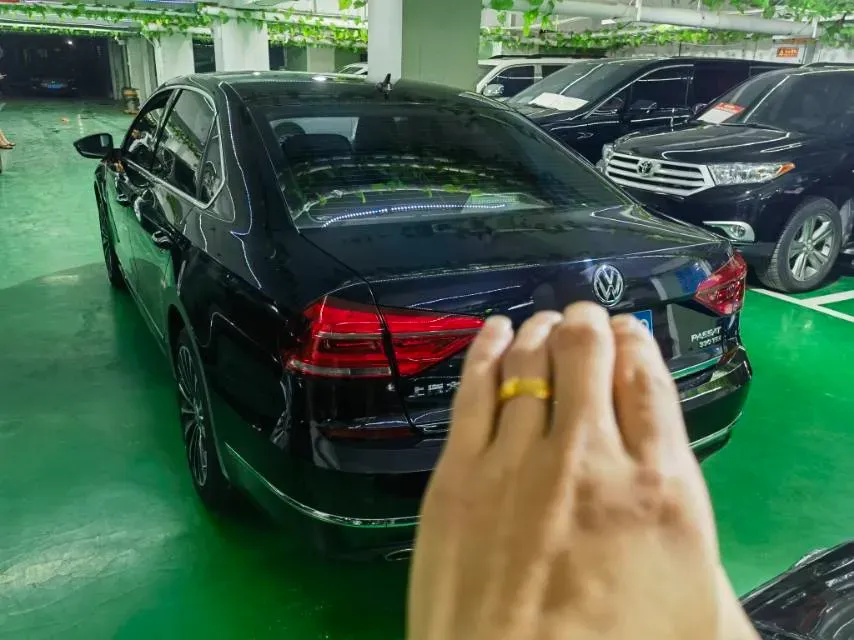 2017 Volkswagen Passat 1.8T 180HP L4 7DCT,autocango,china used car exporter,china ev exporter,chinese used car exporter,chinese used ev exporter