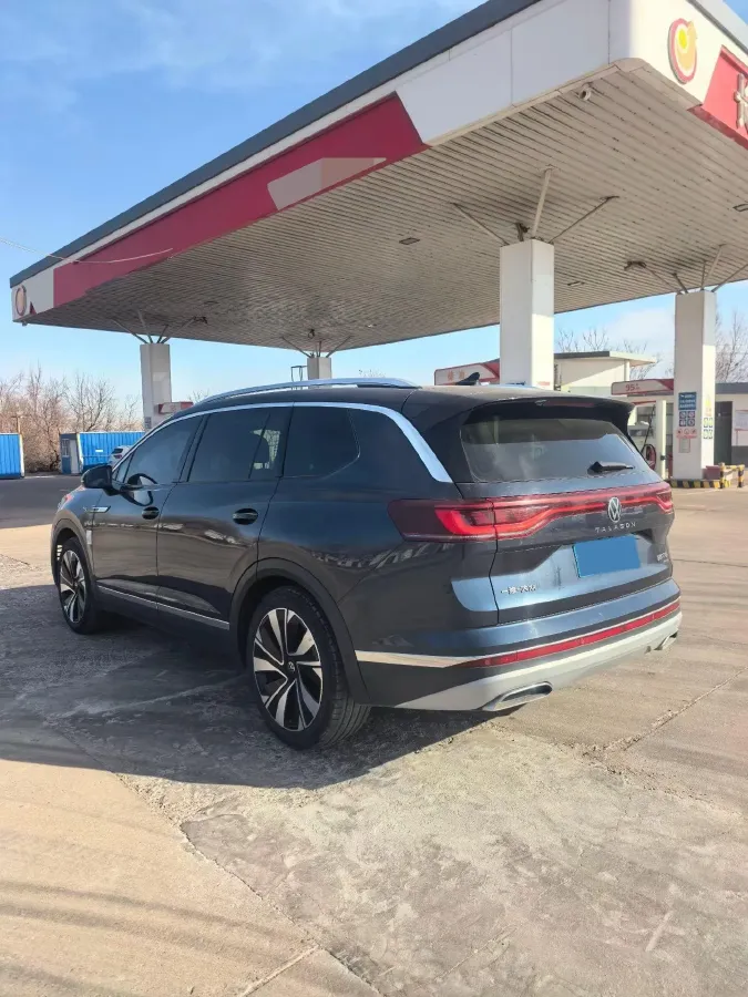 2021 Volkswagen Talagon 2.0T 220HP L4 7DCT,autocango,china used car exporter,china ev exporter,chinese used car exporter,chinese used ev exporter