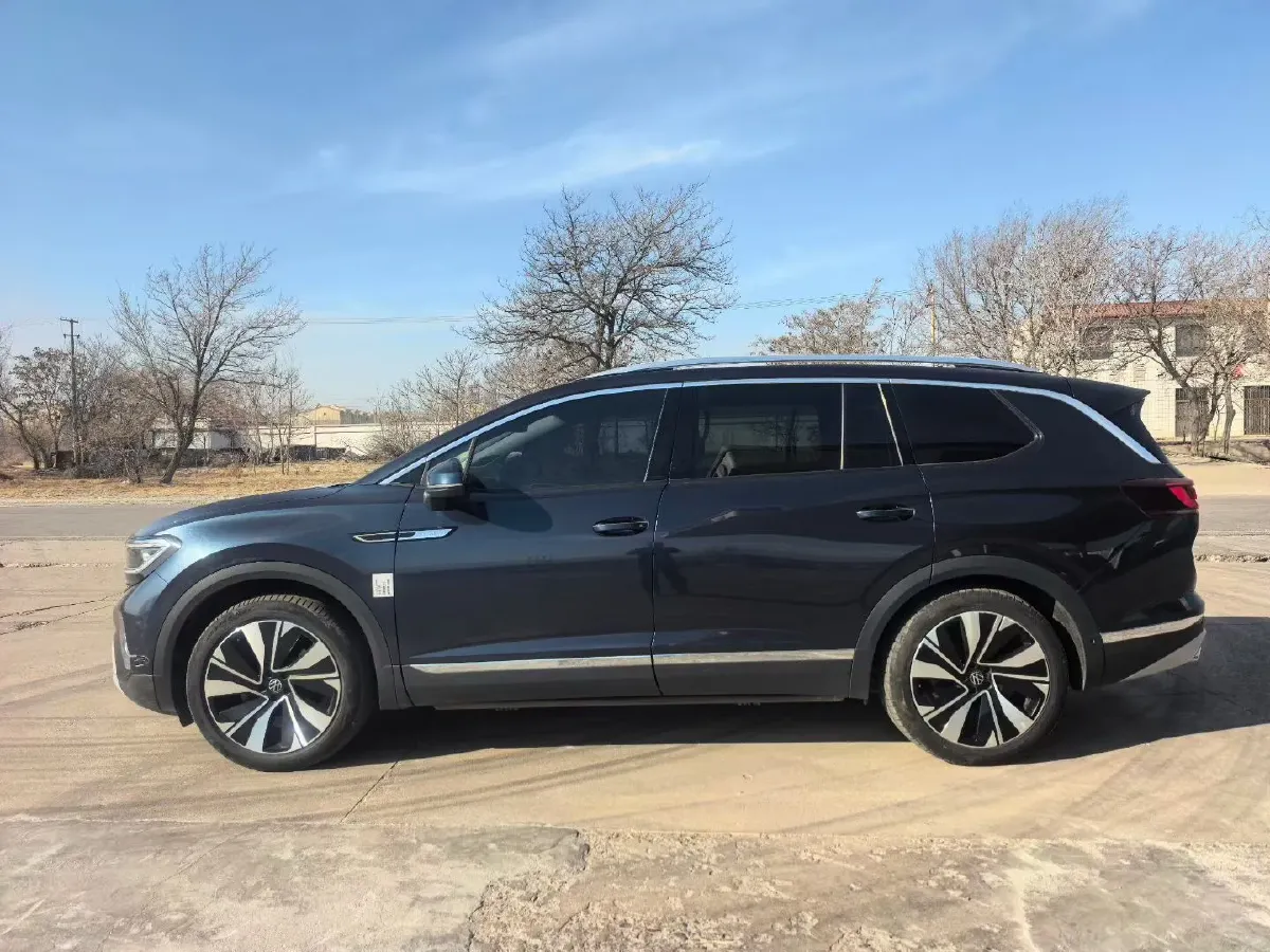 2021 Volkswagen Talagon 2.0T 220HP L4 7DCT,autocango,china used car exporter,china ev exporter,chinese used car exporter,chinese used ev exporter