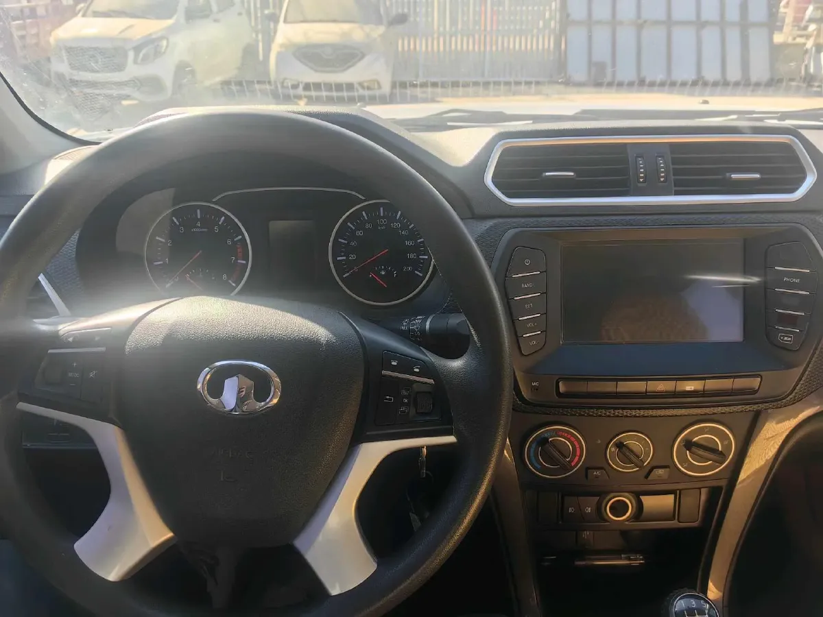 2017 Great Wall Wingle 5 2.4L 122HP L4 5MT,autocango,china used car exporter,china ev exporter,chinese used car exporter,chinese used ev exporter