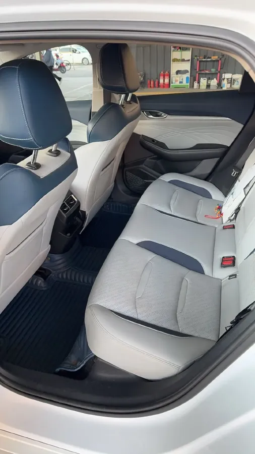 2021 Geely Preface 2.0T 190HP L4 7DCT,autocango,china used car exporter,china ev exporter,chinese used car exporter,chinese used ev exporter