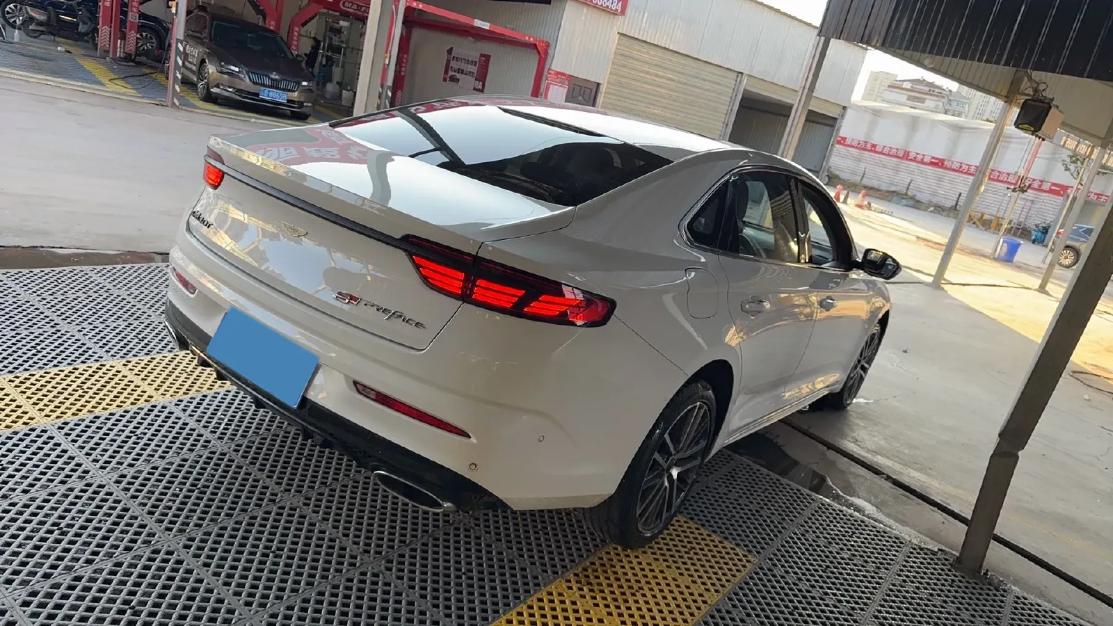 2021 Geely Preface 2.0T 190HP L4 7DCT,autocango,china used car exporter,china ev exporter,chinese used car exporter,chinese used ev exporter