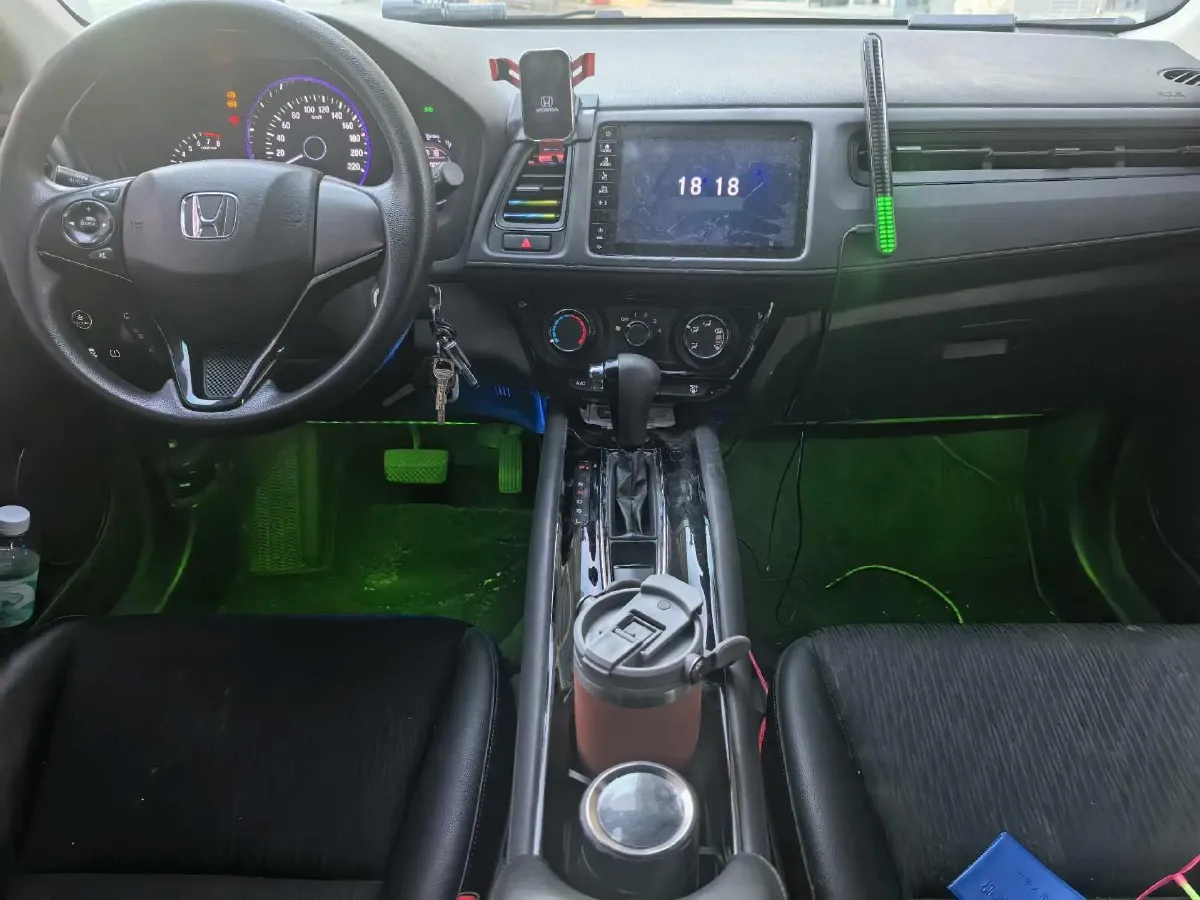 2020 Honda Vezel 1.5L 131HP L4 CVT,autocango,china used car exporter,china ev exporter,chinese used car exporter,chinese used ev exporter