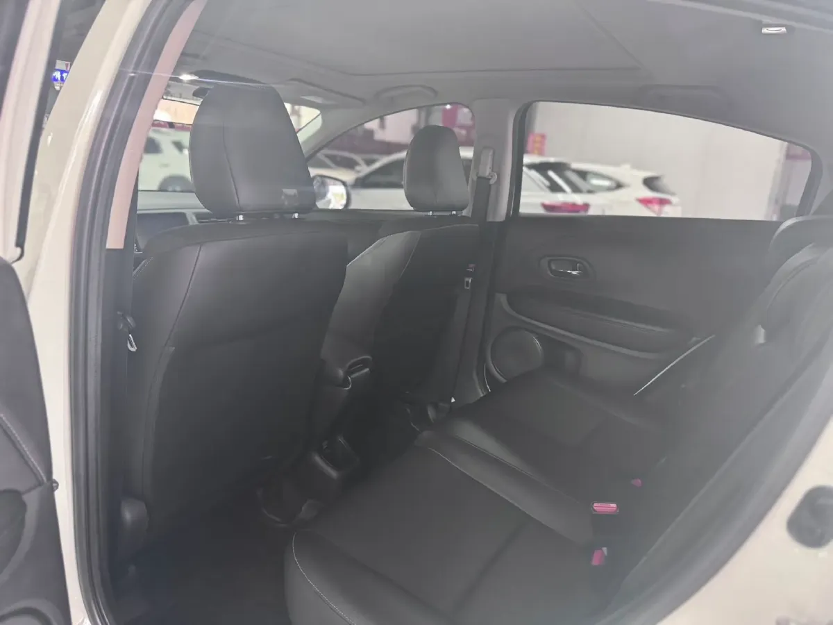 2020 Honda Vezel 1.5T 177HP L4 CVT,autocango,china used car exporter,china ev exporter,chinese used car exporter,chinese used ev exporter