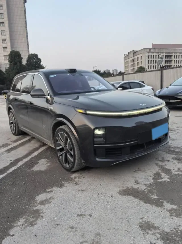 2022 Li L9 Range Extended 154HP REEV 42.6KWH,autocango,china used car exporter,china ev exporter,chinese used car exporter,chinese used ev exporter
