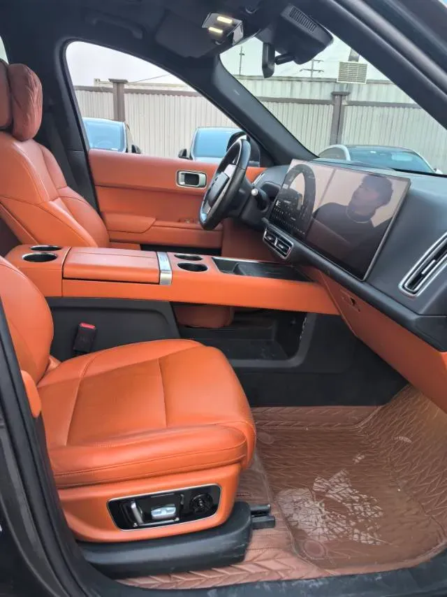 2022 Li L9 Range Extended 154HP REEV 42.6KWH,autocango,china used car exporter,china ev exporter,chinese used car exporter,chinese used ev exporter