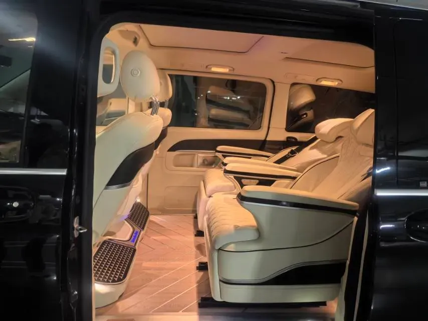 2024 Mercedes-Benz V Class 2.0T 231HP L4 9AT,autocango,china used car exporter,china ev exporter,chinese used car exporter,chinese used ev exporter