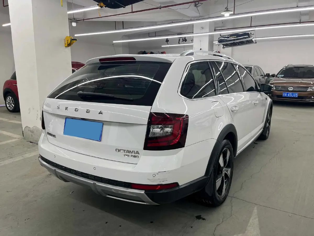 2018 Skoda Octavia 1.4T 150HP L4 7DCT,autocango,china used car exporter,china ev exporter,chinese used car exporter,chinese used ev exporter