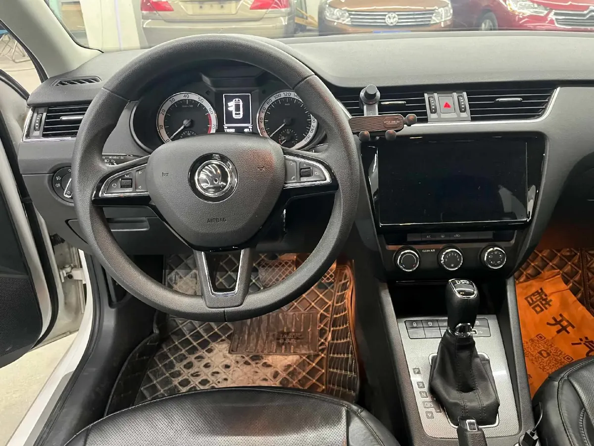 2018 Skoda Octavia 1.4T 150HP L4 7DCT,autocango,china used car exporter,china ev exporter,chinese used car exporter,chinese used ev exporter