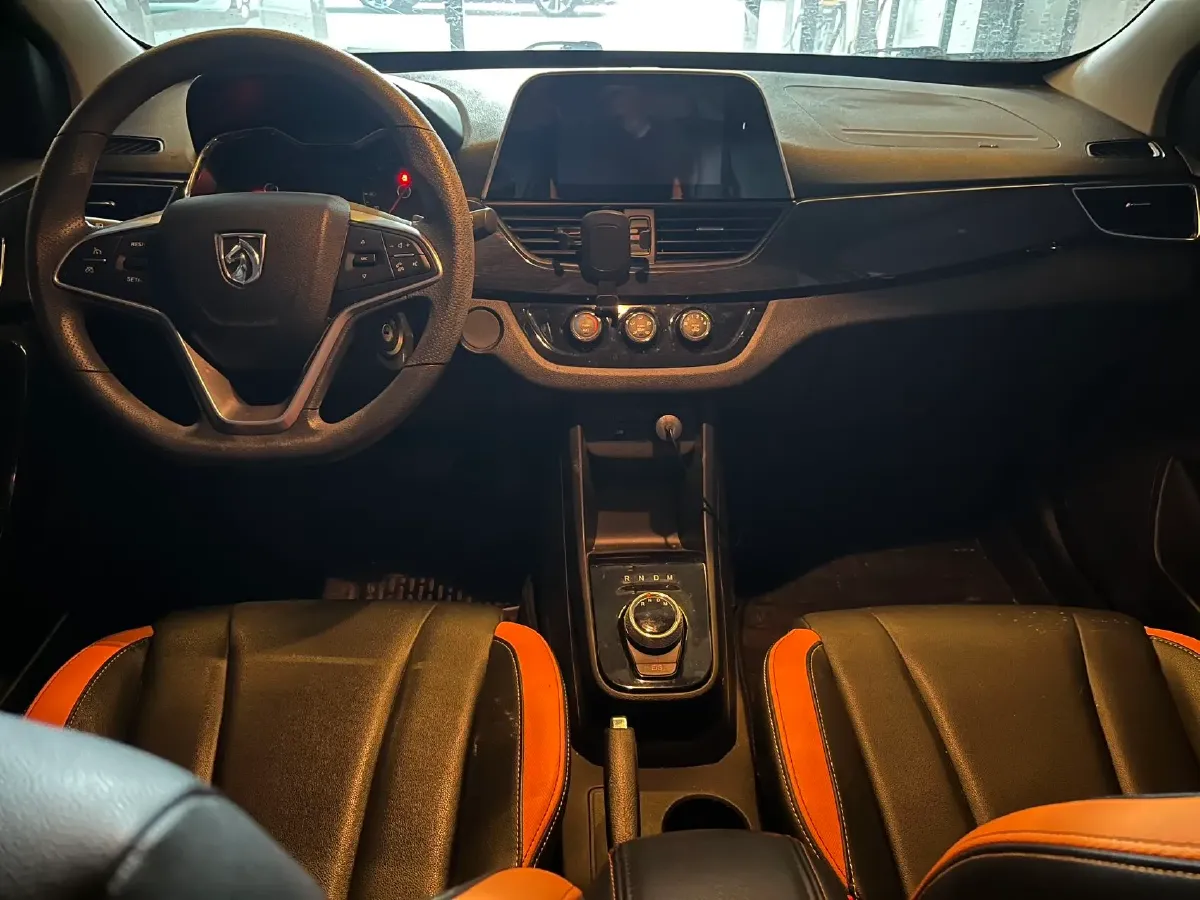 2017 Karry K50 1.5L 109HP L4 5MT,autocango,china used car exporter,china ev exporter,chinese used car exporter,chinese used ev exporter