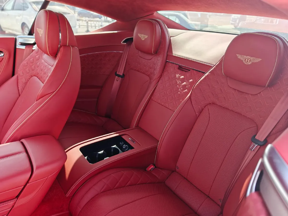2022 Bentley Continental 4.0T 549HP V8 8DCT,autocango,china used car exporter,china ev exporter,chinese used car exporter,chinese used ev exporter