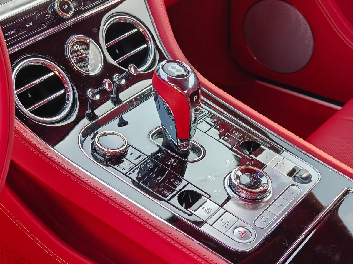 2022 Bentley Continental 4.0T 549HP V8 8DCT,autocango,china used car exporter,china ev exporter,chinese used car exporter,chinese used ev exporter