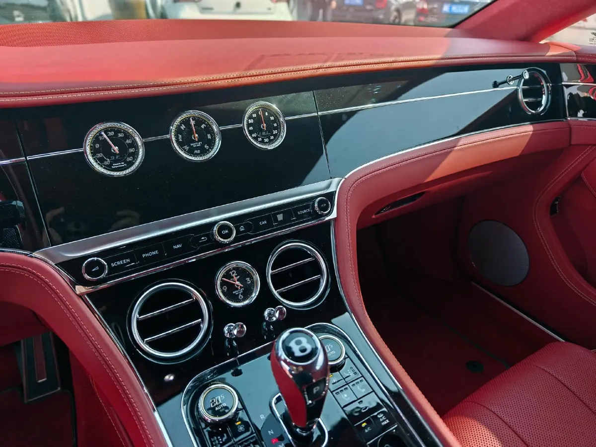 2022 Bentley Continental 4.0T 549HP V8 8DCT,autocango,china used car exporter,china ev exporter,chinese used car exporter,chinese used ev exporter