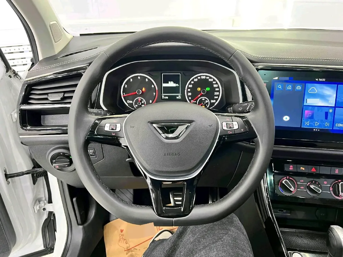 2021 Jetta VS7 1.4T 150HP L4 6AT,autocango,china used car exporter,china ev exporter,chinese used car exporter,chinese used ev exporter