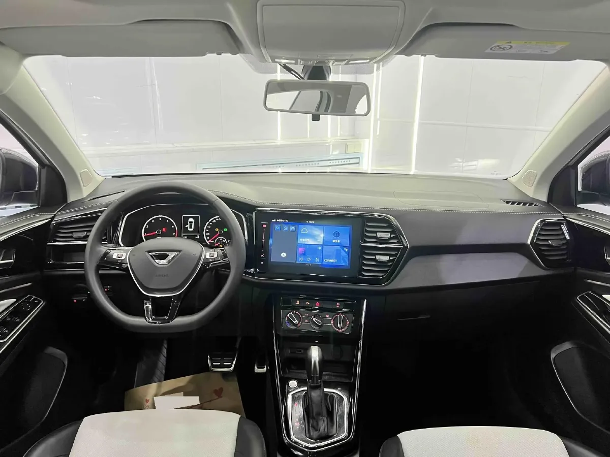 2021 Jetta VS7 1.4T 150HP L4 6AT,autocango,china used car exporter,china ev exporter,chinese used car exporter,chinese used ev exporter