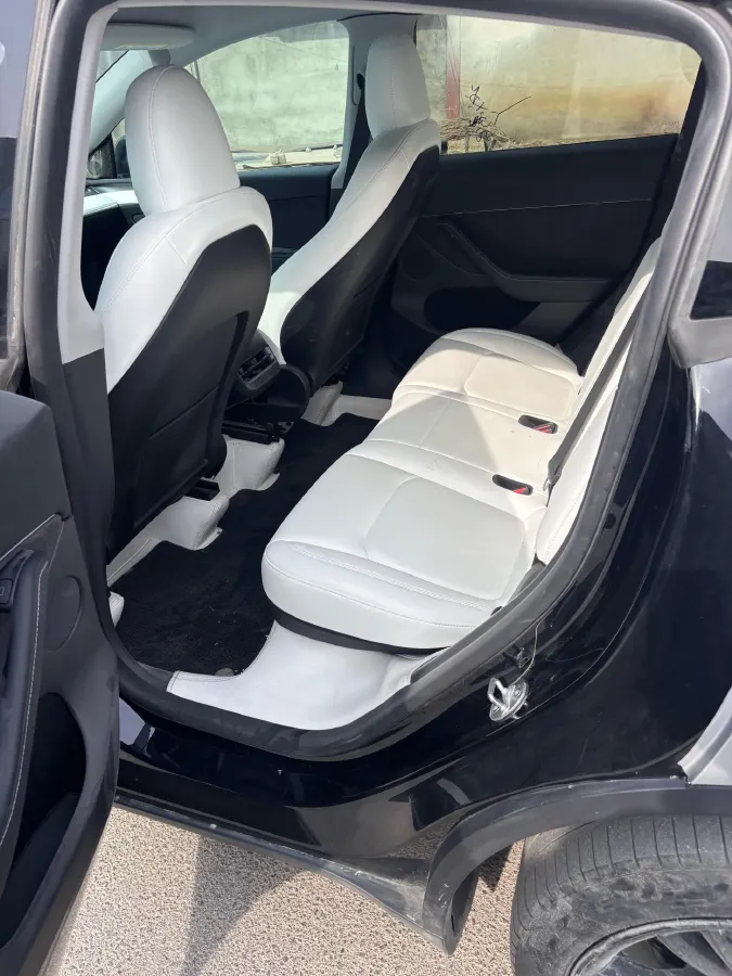 2022 Tesla Model Y BEV 60KWH,autocango,china used car exporter,china ev exporter,chinese used car exporter,chinese used ev exporter