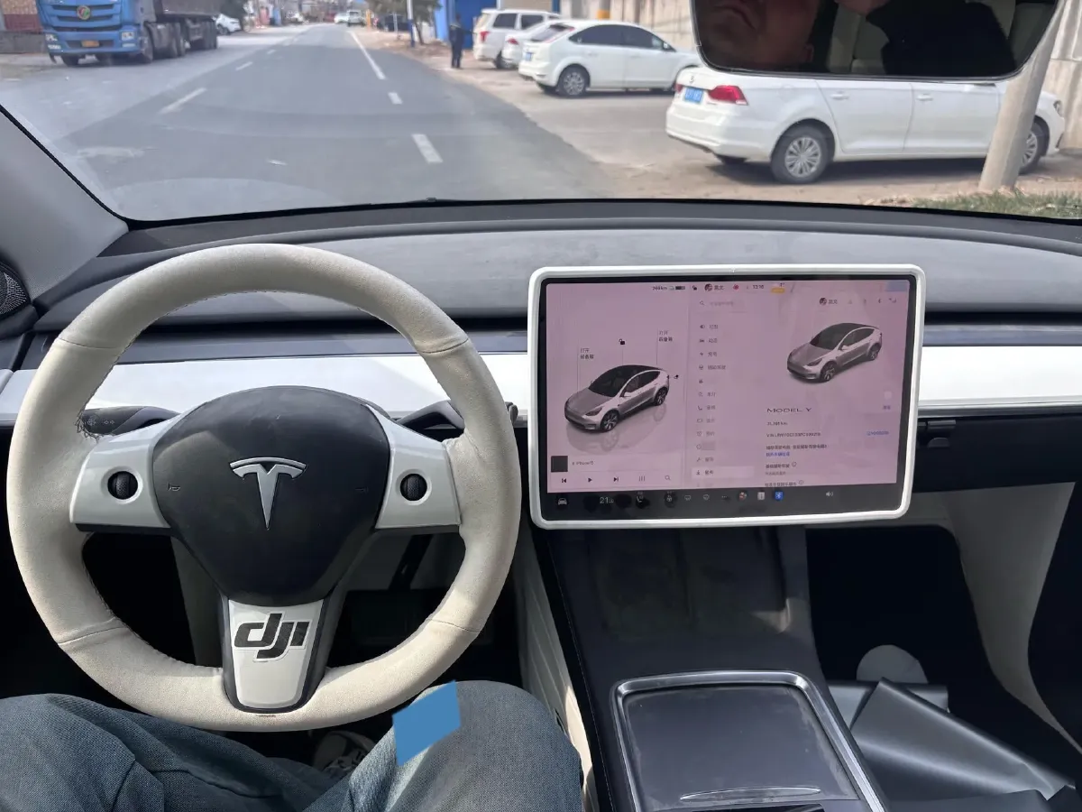 2022 Tesla Model Y BEV 60KWH,autocango,china used car exporter,china ev exporter,chinese used car exporter,chinese used ev exporter