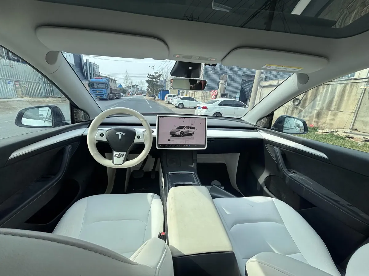 2022 Tesla Model Y BEV 60KWH,autocango,china used car exporter,china ev exporter,chinese used car exporter,chinese used ev exporter