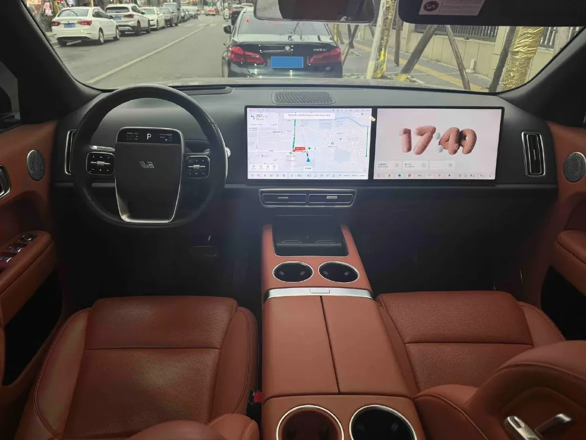 2024 Toyota Granvia 2.5L 189HP L4 E-CVT Hybrid,autocango,china used car exporter,china ev exporter,chinese used car exporter,chinese used ev exporter