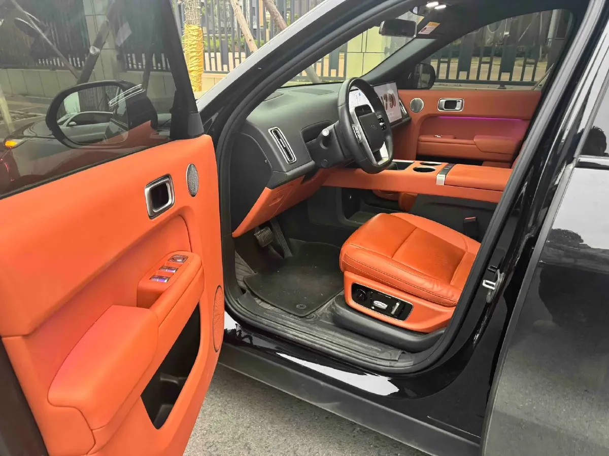 2024 Toyota Granvia 2.5L 189HP L4 E-CVT Hybrid,autocango,china used car exporter,china ev exporter,chinese used car exporter,chinese used ev exporter