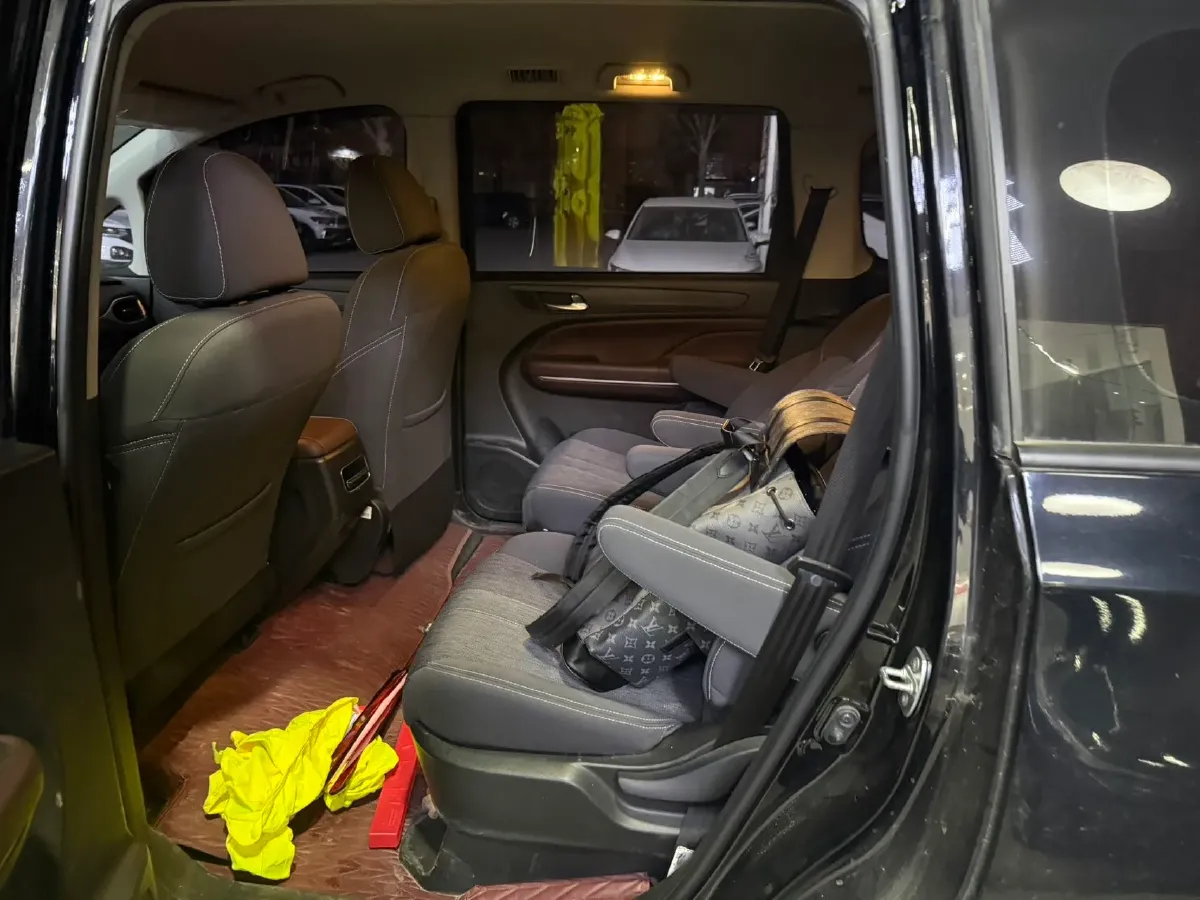 2023 GAC Trumpchi M6 1.5T 177HP L4 7DCT,autocango,china used car exporter,china ev exporter,chinese used car exporter,chinese used ev exporter