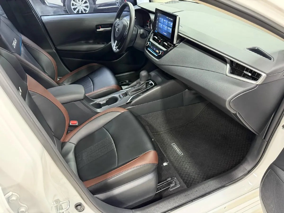 2021 Toyota Corolla 1.5L 121HP L3 CVT,autocango,china used car exporter,china ev exporter,chinese used car exporter,chinese used ev exporter