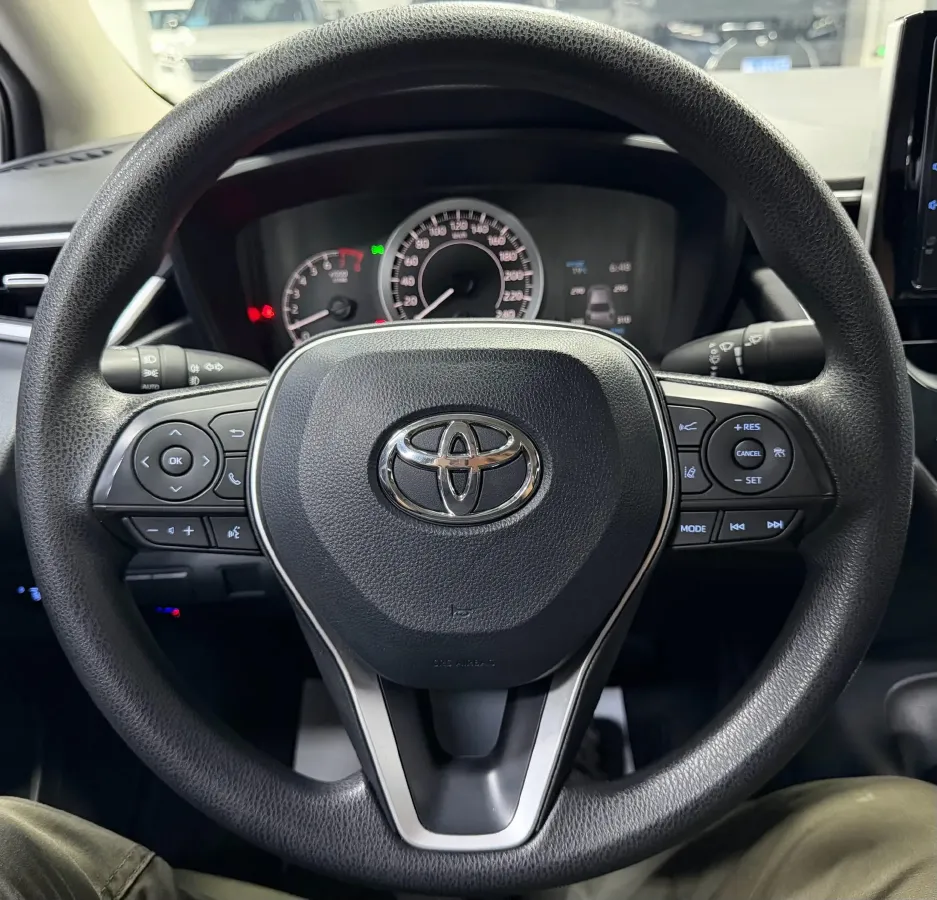 2021 Toyota Corolla 1.5L 121HP L3 CVT,autocango,china used car exporter,china ev exporter,chinese used car exporter,chinese used ev exporter