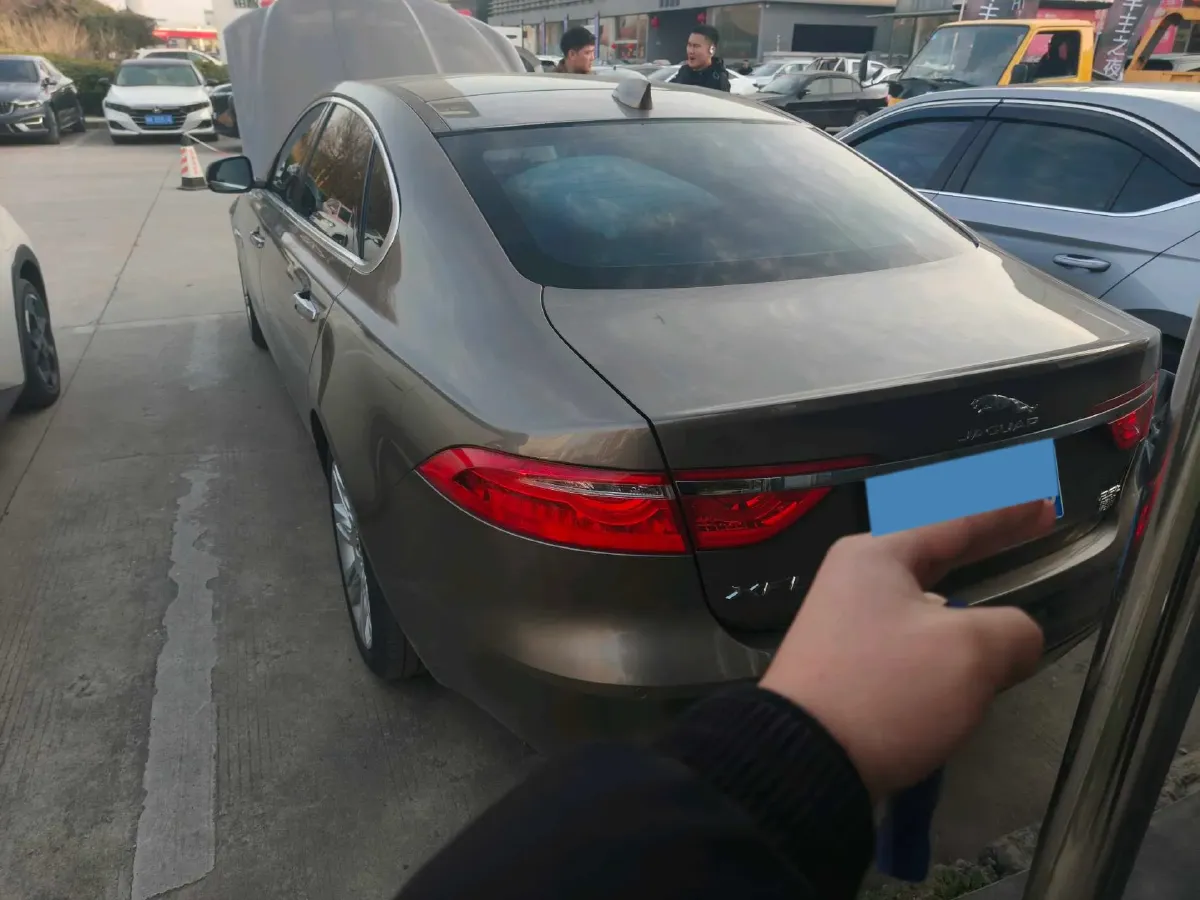 2018 Mercedes-Benz E Class 2.0T 184HP L4 9AT,autocango,china used car exporter,china ev exporter,chinese used car exporter,chinese used ev exporter