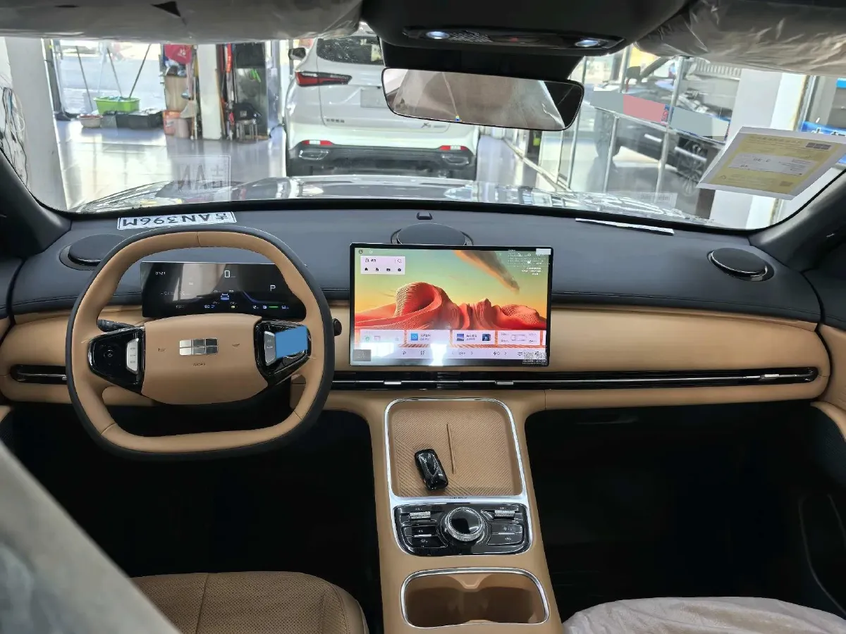 2025 Geely Galaxy L7 1.5L 112HP L4 1DHT PHEV 18.4KWH,autocango,china used car exporter,china ev exporter,chinese used car exporter,chinese used ev exporter