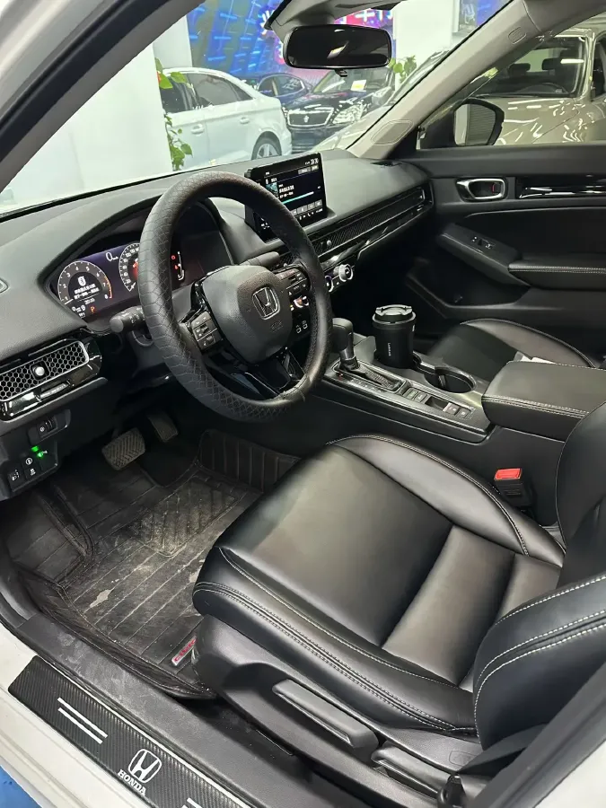 2023 Honda Civic 1.5T 182HP L4 CVT,autocango,china used car exporter,china ev exporter,chinese used car exporter,chinese used ev exporter