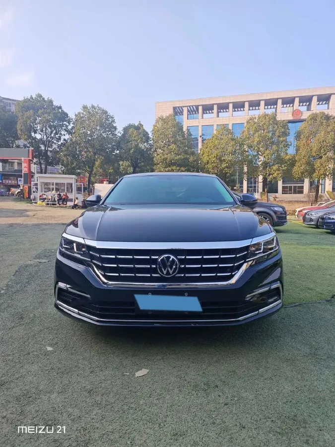 2021 Volkswagen Passat 2.0T 186HP L4 7DCT,autocango,china used car exporter,china ev exporter,chinese used car exporter,chinese used ev exporter