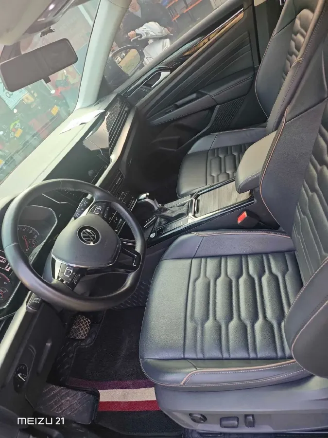 2021 Volkswagen Passat 2.0T 186HP L4 7DCT,autocango,china used car exporter,china ev exporter,chinese used car exporter,chinese used ev exporter