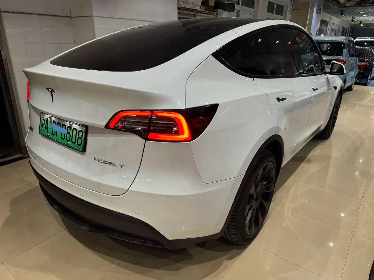 2022 BMW 3 Series 2.0T 184HP L4 8AT,autocango,china used car exporter,china ev exporter,chinese used car exporter,chinese used ev exporter