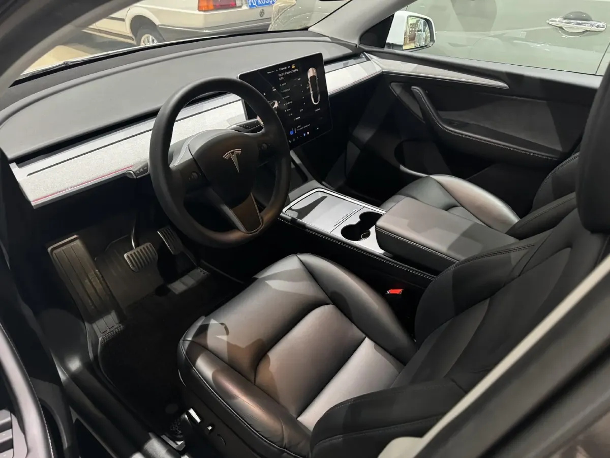 2022 BMW 3 Series 2.0T 184HP L4 8AT,autocango,china used car exporter,china ev exporter,chinese used car exporter,chinese used ev exporter