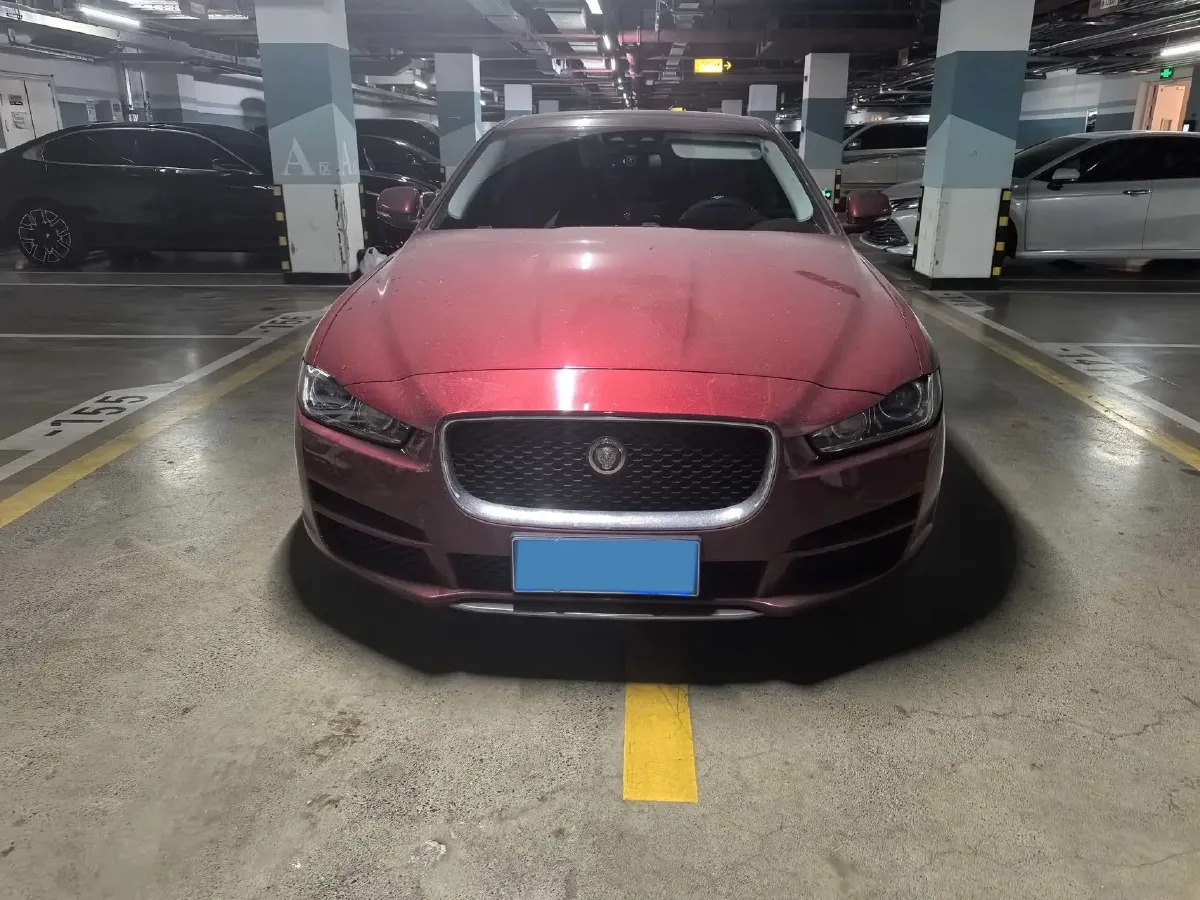 2018 Jaguar XEL 2.0T 200HP L4 8AT,autocango,china used car exporter,china ev exporter,chinese used car exporter,chinese used ev exporter