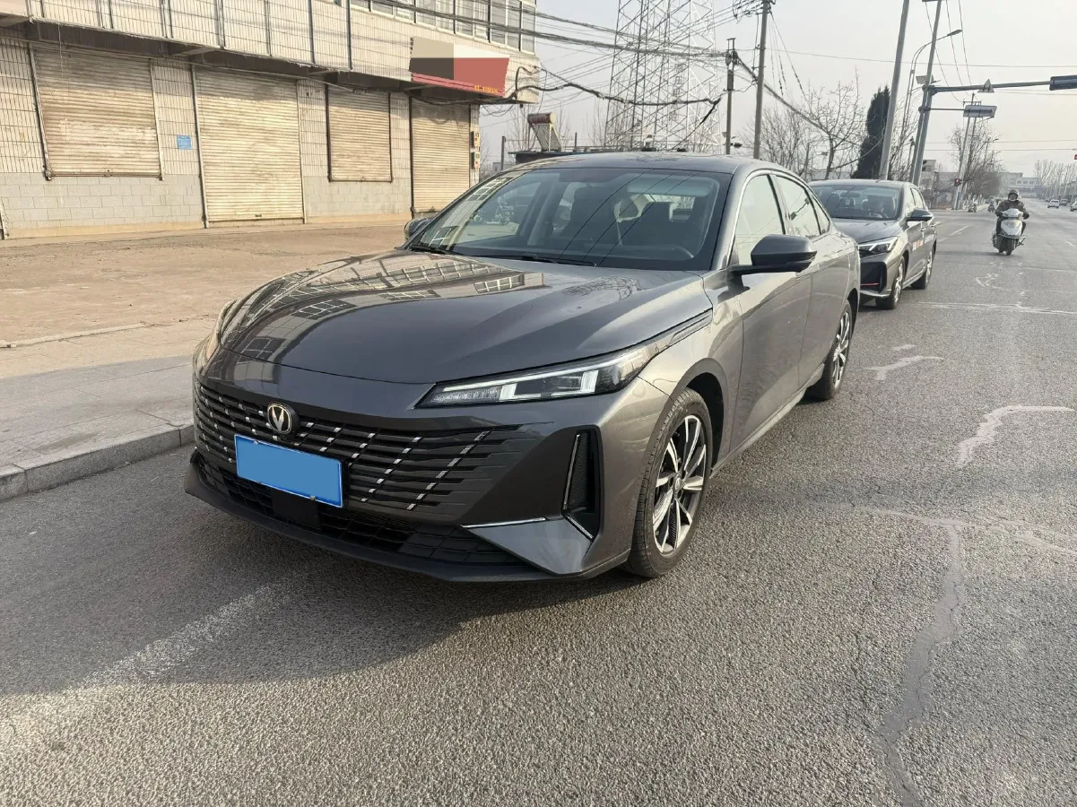 2024 ChangAn Eado 1.5T 170HP L4 7DCT,autocango,china used car exporter,china ev exporter,chinese used car exporter,chinese used ev exporter