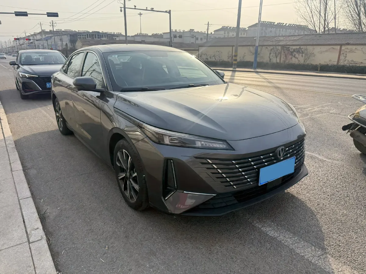 2024 ChangAn Eado 1.5T 170HP L4 7DCT,autocango,china used car exporter,china ev exporter,chinese used car exporter,chinese used ev exporter