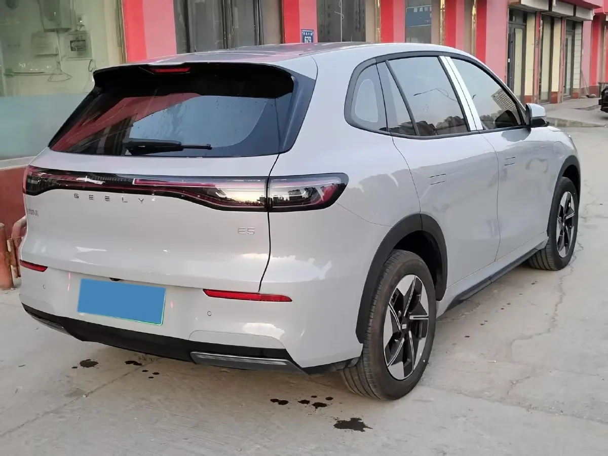 2024 LanDian E5 1.5L 110HP L4 E-CVT PHEV 17.52KWH,autocango,china used car exporter,china ev exporter,chinese used car exporter,chinese used ev exporter