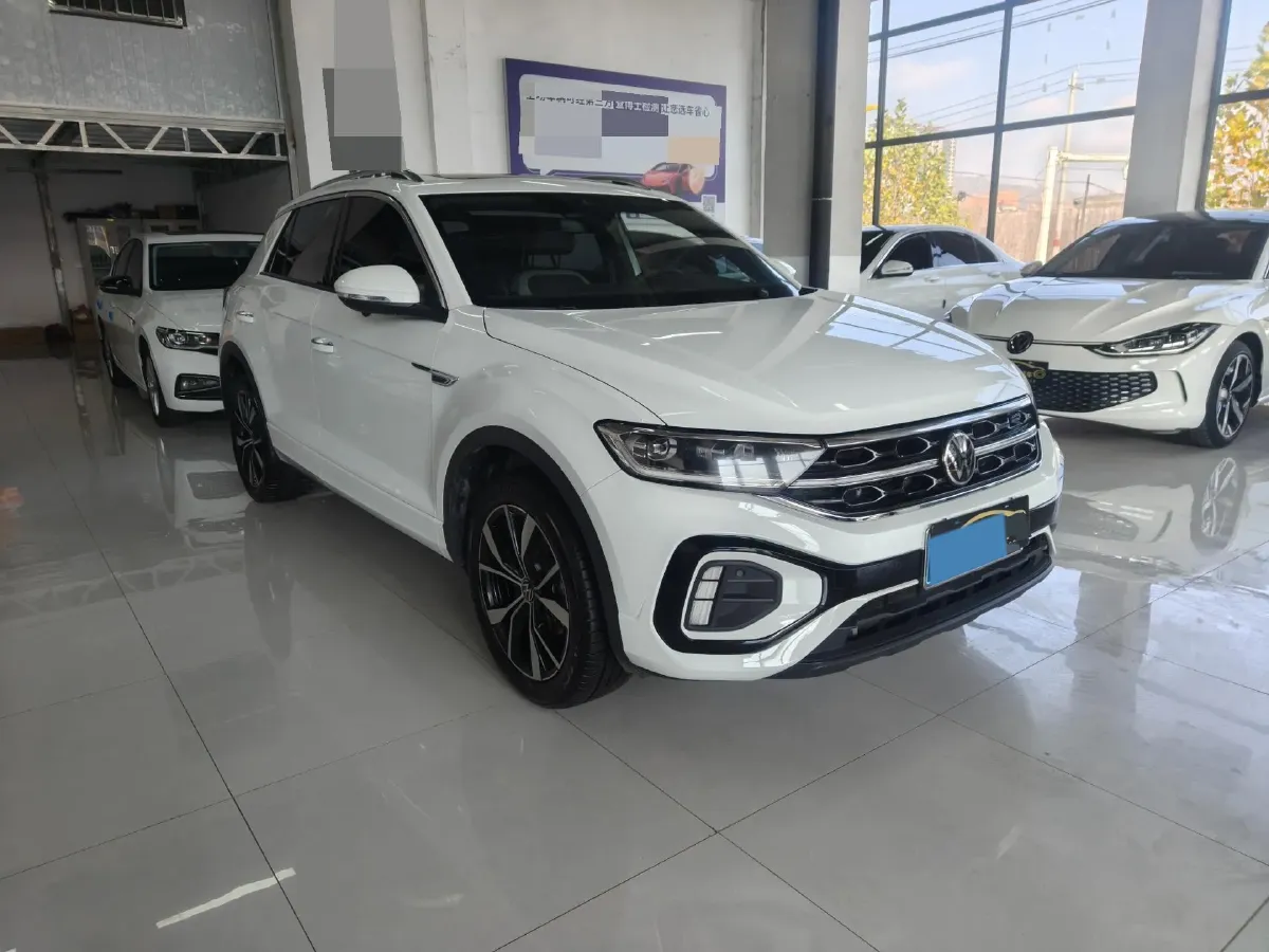 2023 Volkswagen T-Roc 1.5T 160HP L4 7DCT,autocango,china used car exporter,china ev exporter,chinese used car exporter,chinese used ev exporter