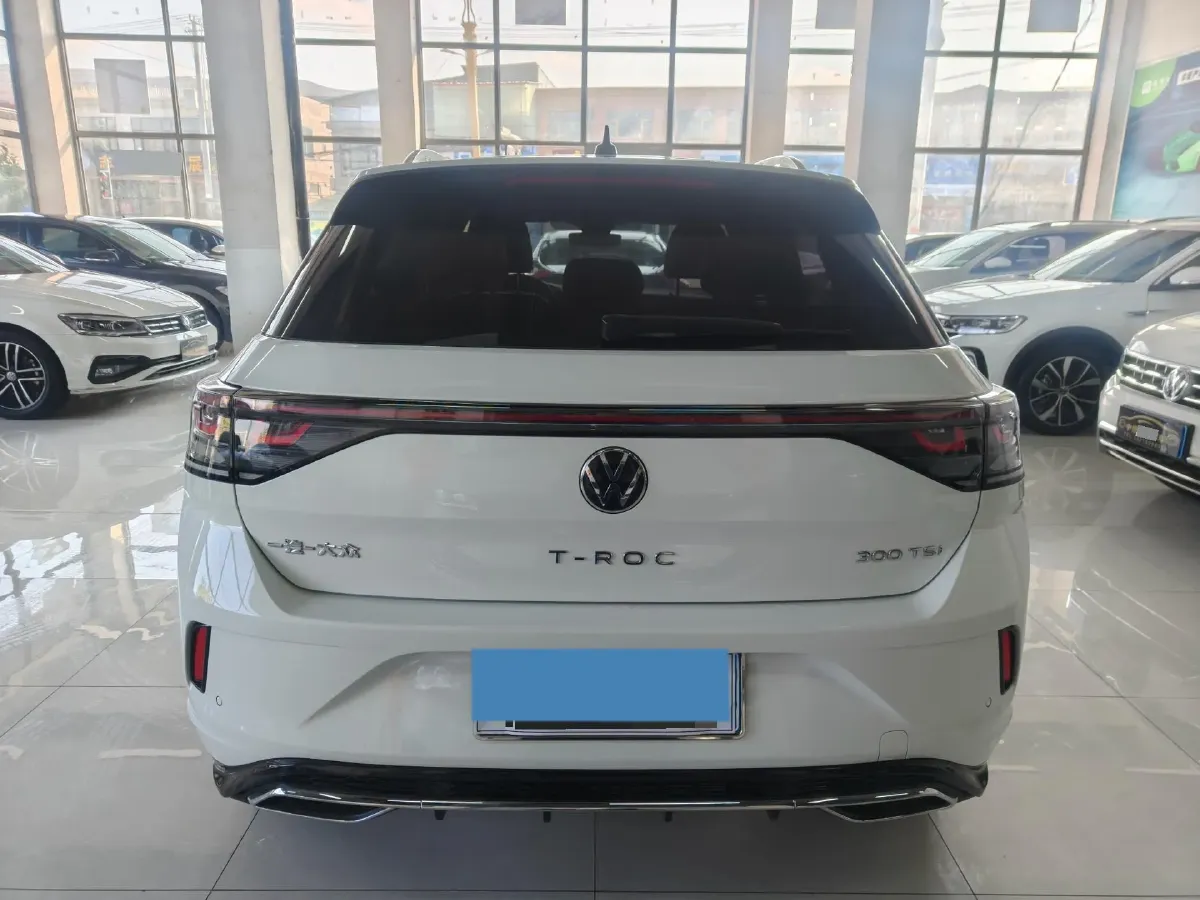 2023 Volkswagen T-Roc 1.5T 160HP L4 7DCT,autocango,china used car exporter,china ev exporter,chinese used car exporter,chinese used ev exporter