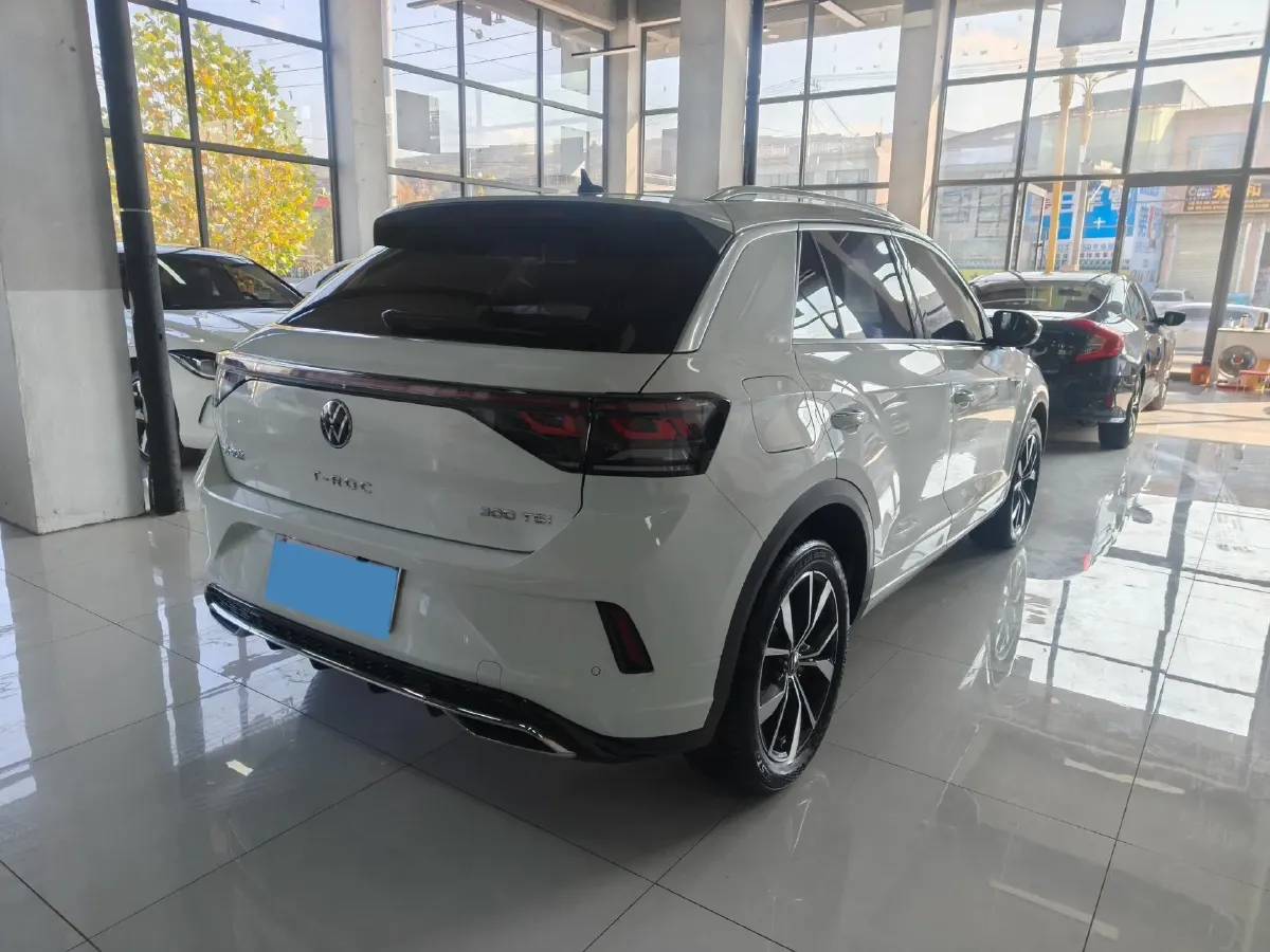 2023 Volkswagen T-Roc 1.5T 160HP L4 7DCT,autocango,china used car exporter,china ev exporter,chinese used car exporter,chinese used ev exporter