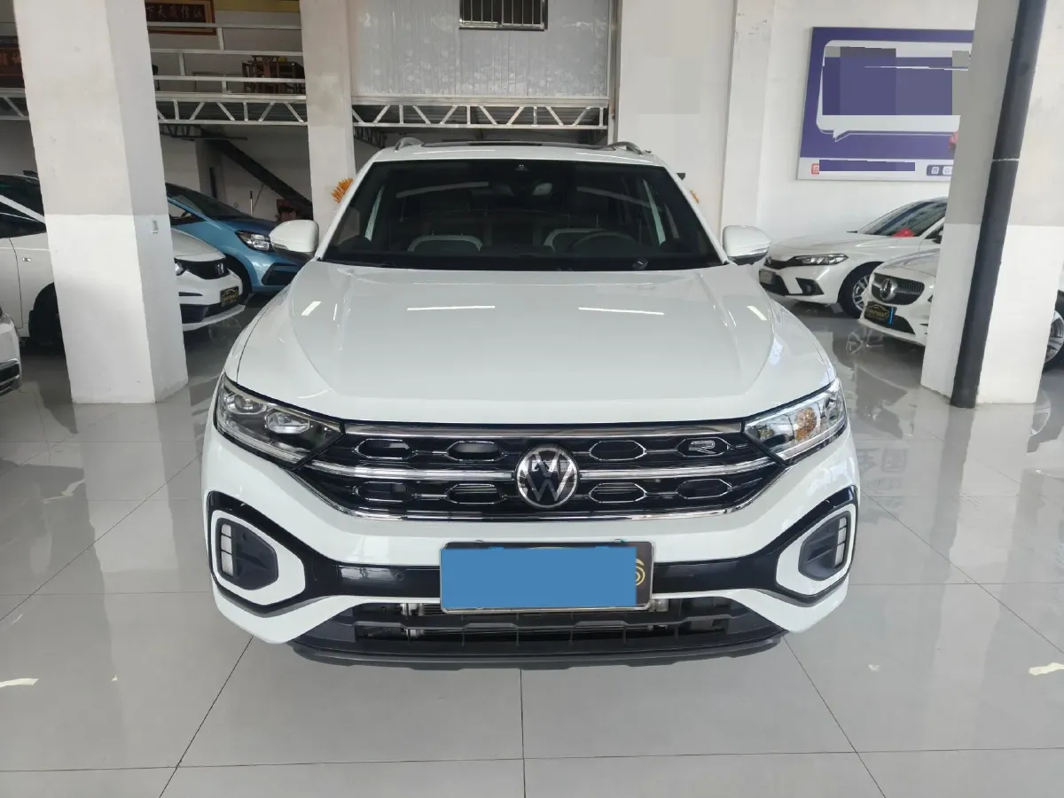 2023 Volkswagen T-Roc 1.5T 160HP L4 7DCT,autocango,china used car exporter,china ev exporter,chinese used car exporter,chinese used ev exporter