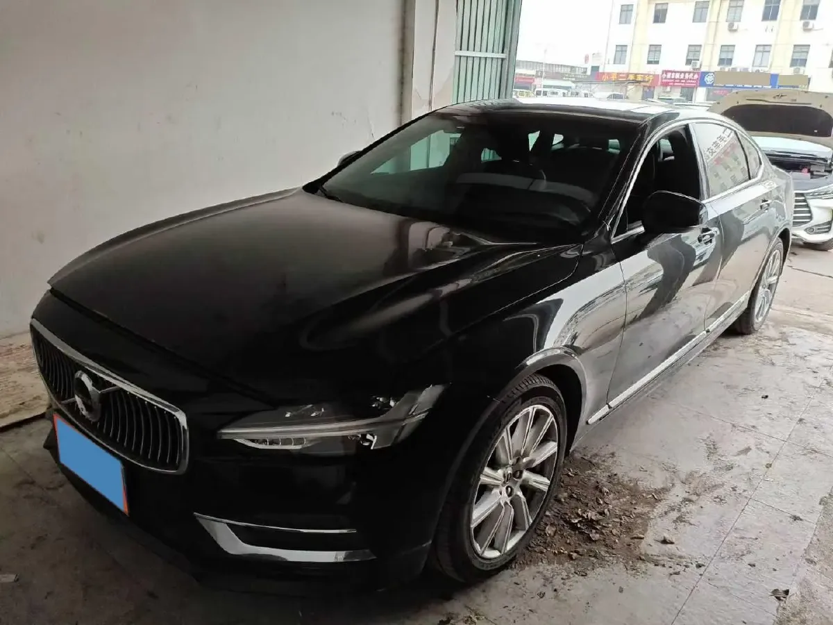 2019 Infiniti Q70 2.0T 211HP L4 7AT,autocango,china used car exporter,china ev exporter,chinese used car exporter,chinese used ev exporter