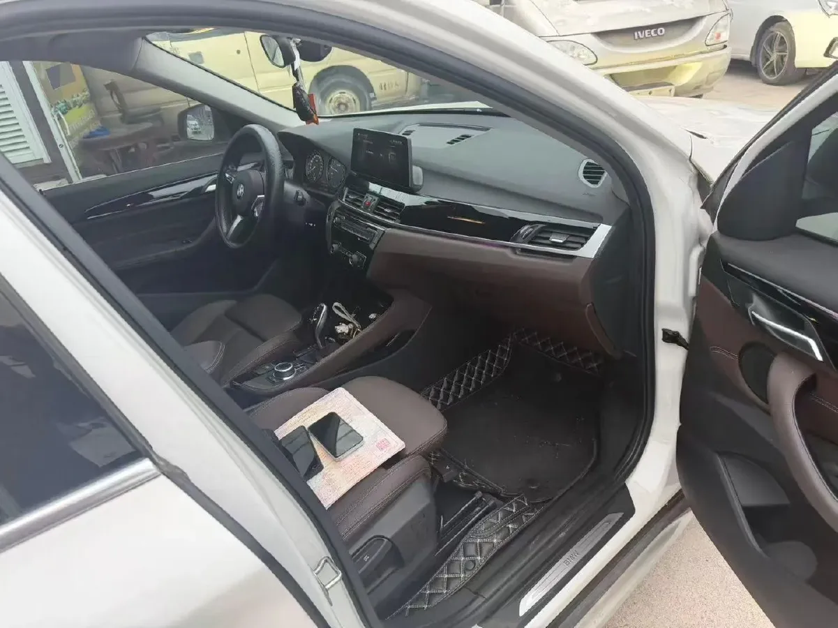 2020 BMW X1 1.5T 140HP L3 7DCT,autocango,china used car exporter,china ev exporter,chinese used car exporter,chinese used ev exporter