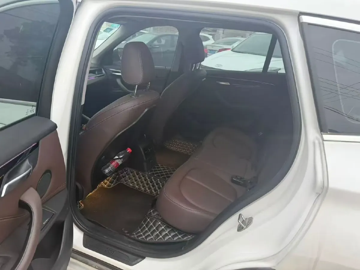 2020 BMW X1 1.5T 140HP L3 7DCT,autocango,china used car exporter,china ev exporter,chinese used car exporter,chinese used ev exporter