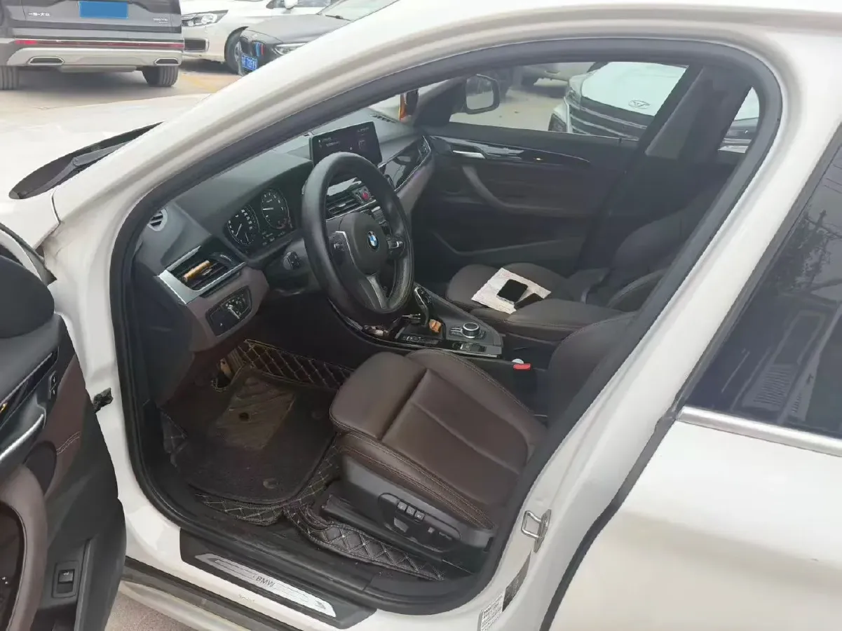 2020 BMW X1 1.5T 140HP L3 7DCT,autocango,china used car exporter,china ev exporter,chinese used car exporter,chinese used ev exporter